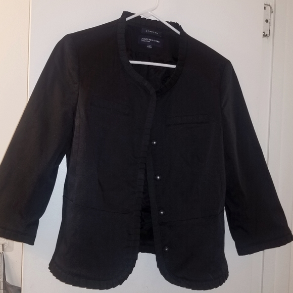 Jones New York Signature Button Down Stretch Jacket Size 10P Black 3/4 sleeve - Picture 2 of 7